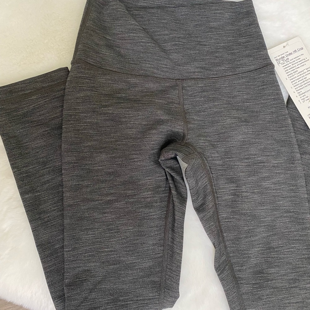 Lululemon Wunder under HR 23” FLUX CROP - Picture 4 of 5